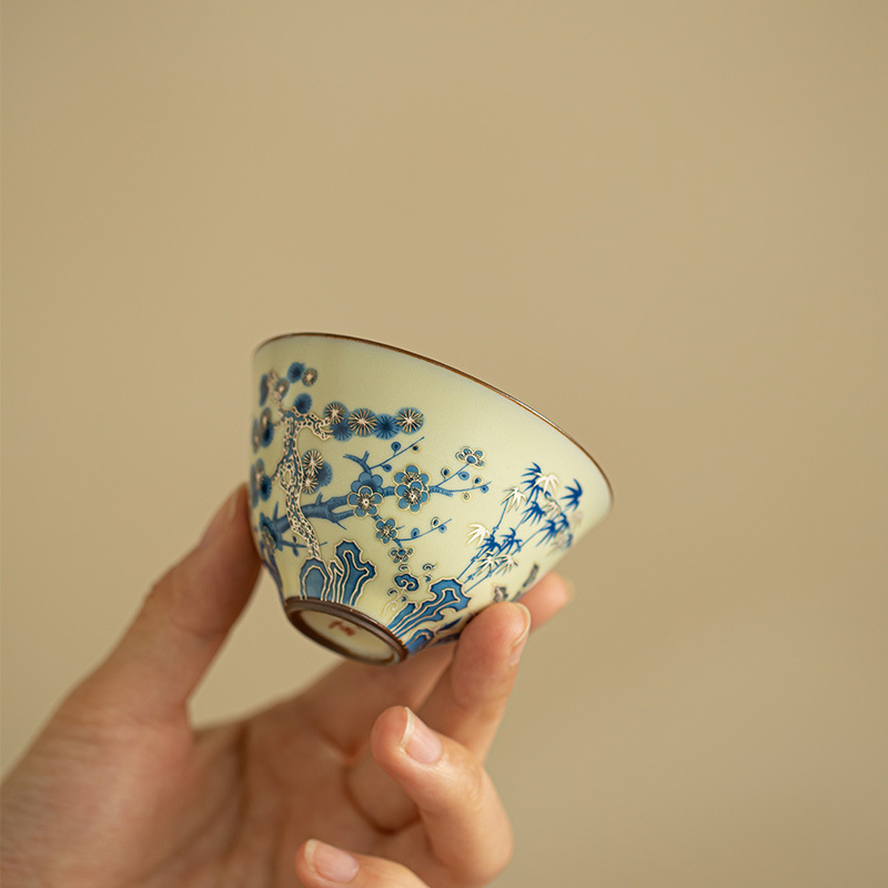 Office Technician - Jingdezhen Handbemalte Blau-Weiße 'Drei Freunde des